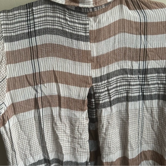 Soft Surroundings Plaid Collared Button-Up Shirt Size Medium - Picture 8 of 14